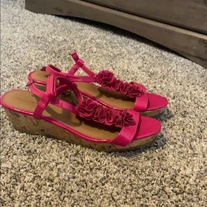 american eagle pink wedges